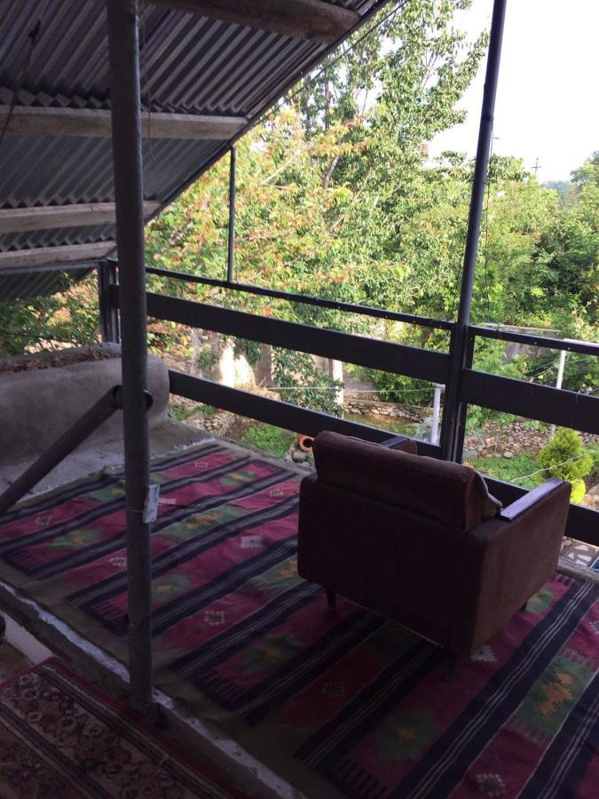 Mera Hostel Partskhanaqanevi Екстериор снимка