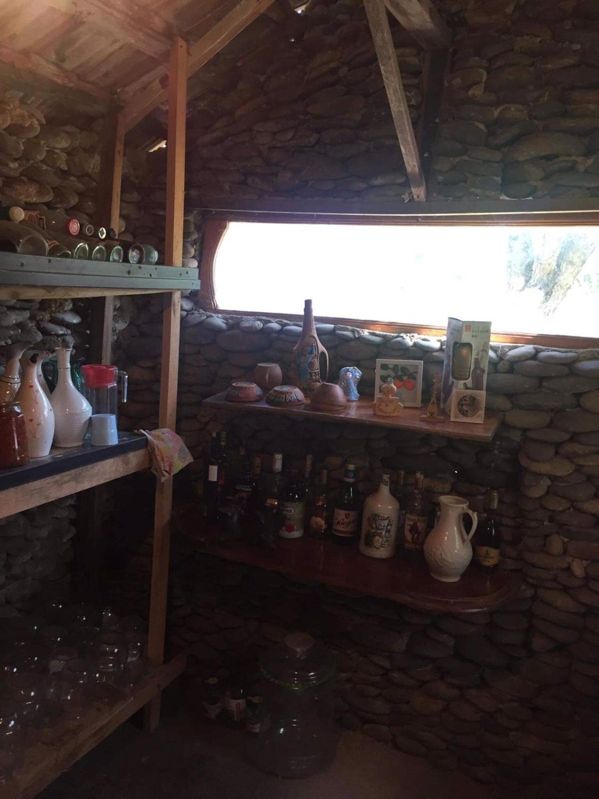 Mera Hostel Partskhanaqanevi Екстериор снимка