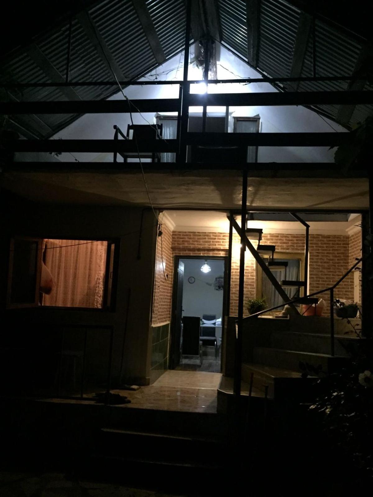 Mera Hostel Partskhanaqanevi Екстериор снимка